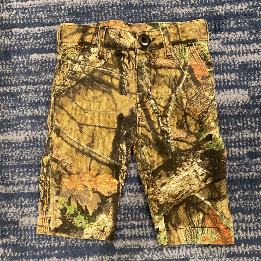 Mossy Oak Camouflage Pants 3-6M worn maybe once